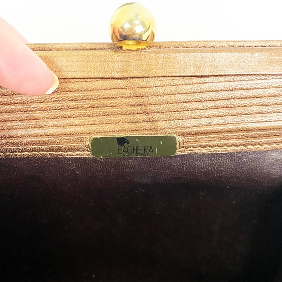 BAGHEERA | Vintage Bronze Clutch - Picture 6 of 8